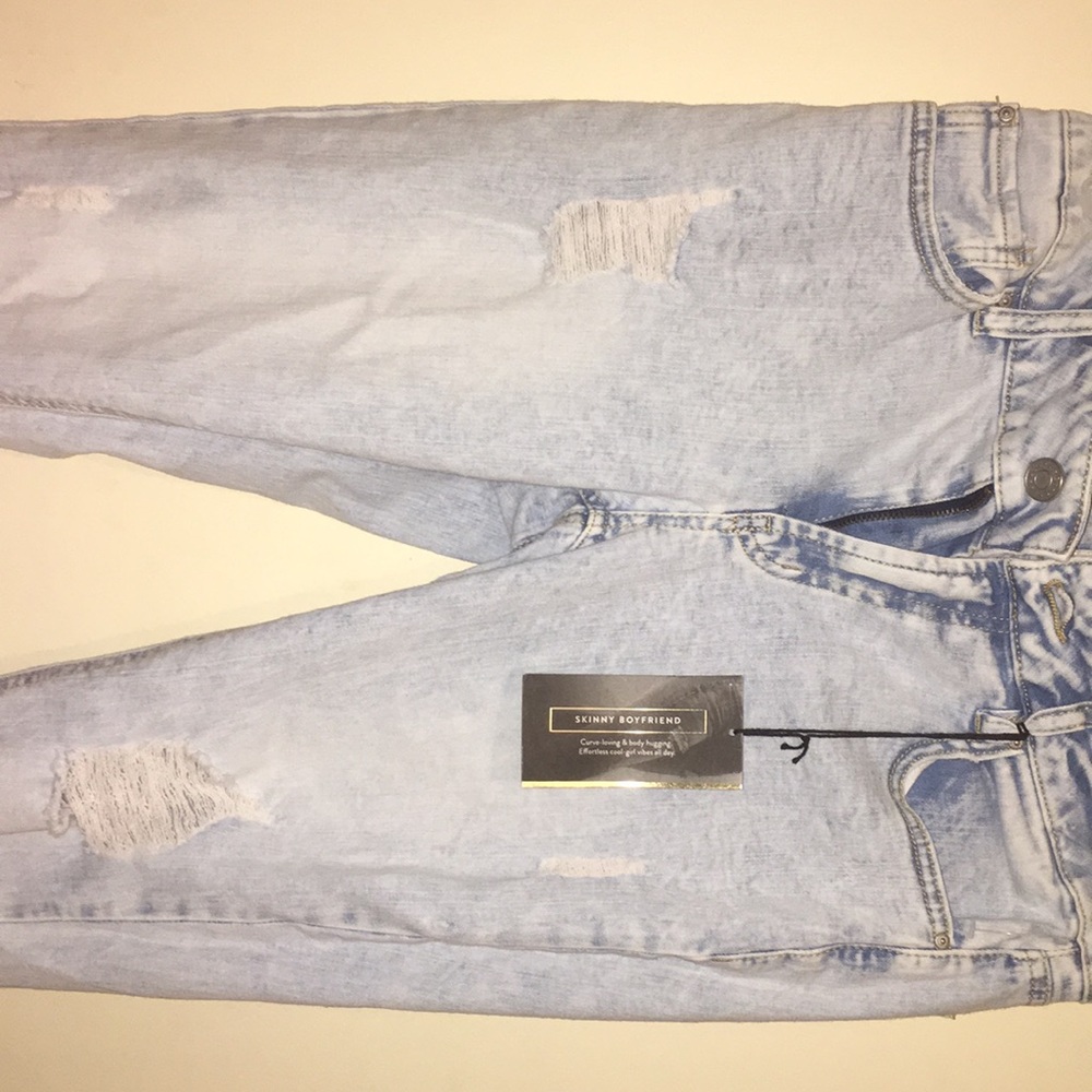 Distressed Refuge jeans